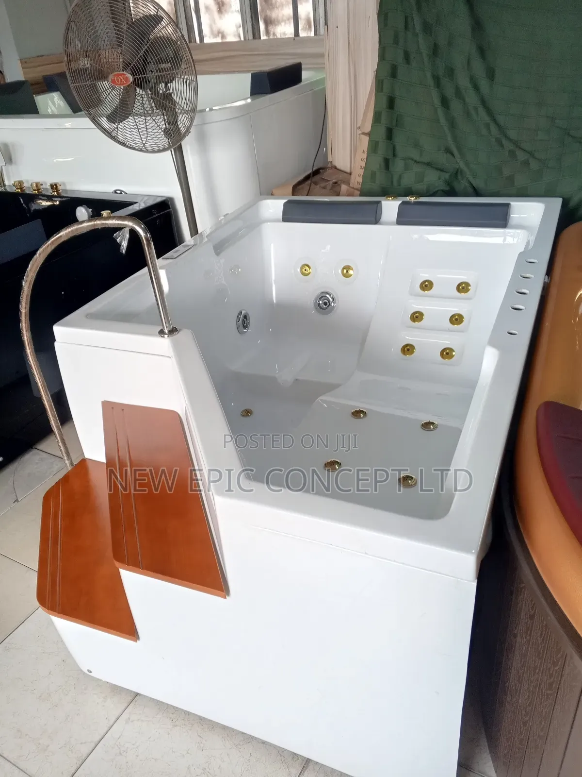 Executive Gold Jet Double Jacuzzi