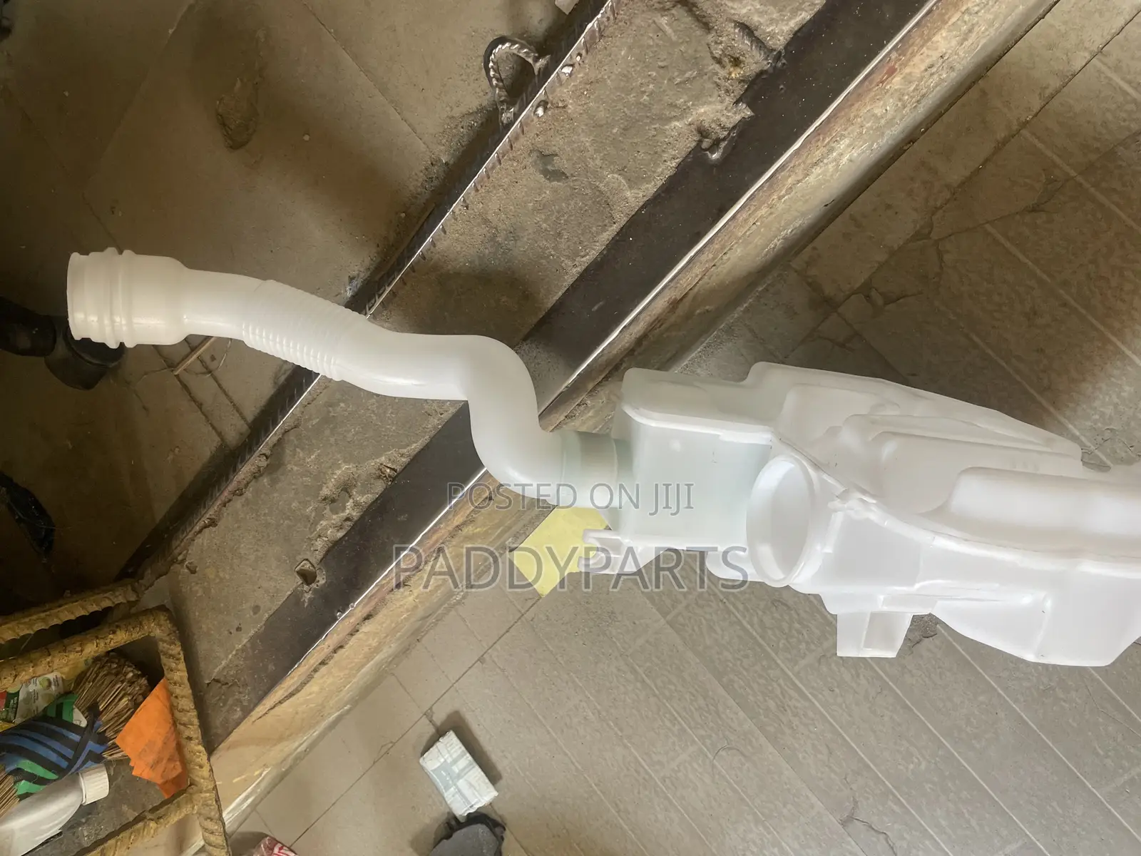 Mercedes GL450 Wiper Washer Windshield Fluid Reservoir Tank