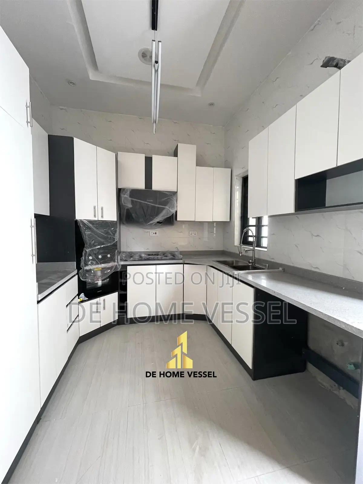 4bdrm Duplex in Lekki for sale