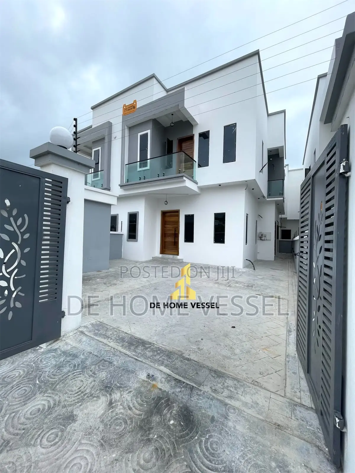 4bdrm Duplex in Lekki for sale