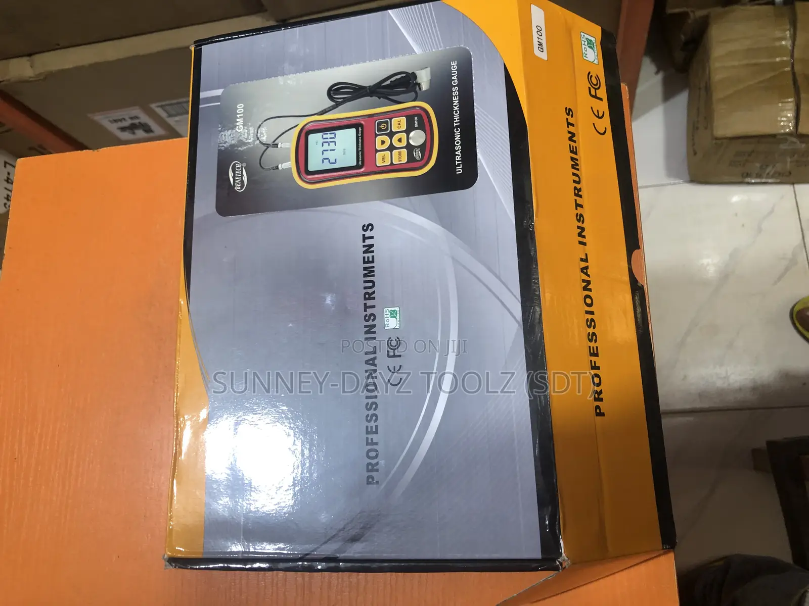 Ultrasonic Thickness Gauge