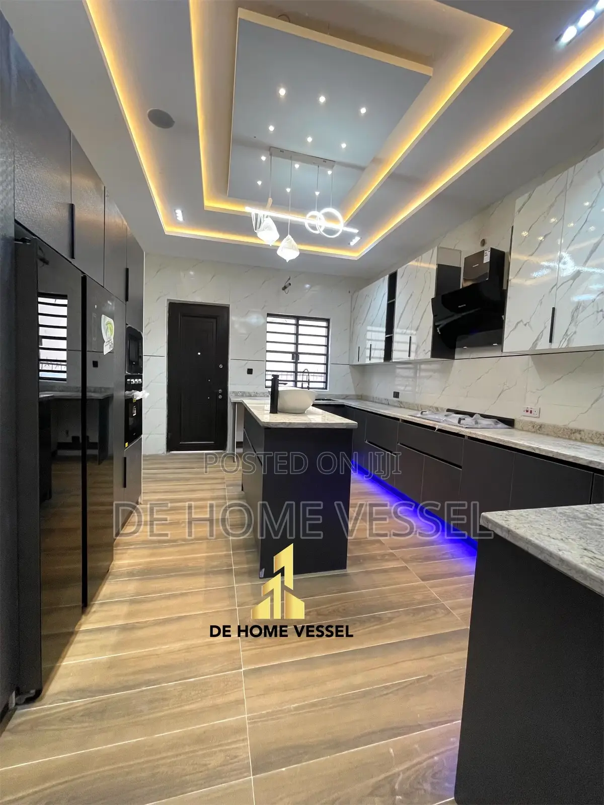 5bdrm Duplex in Lekki for sale