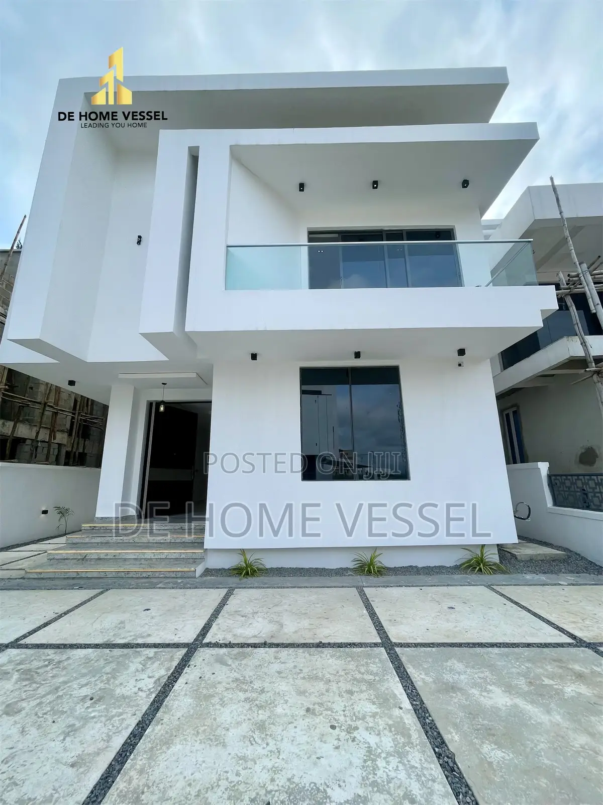 5bdrm Duplex in Lekki for sale