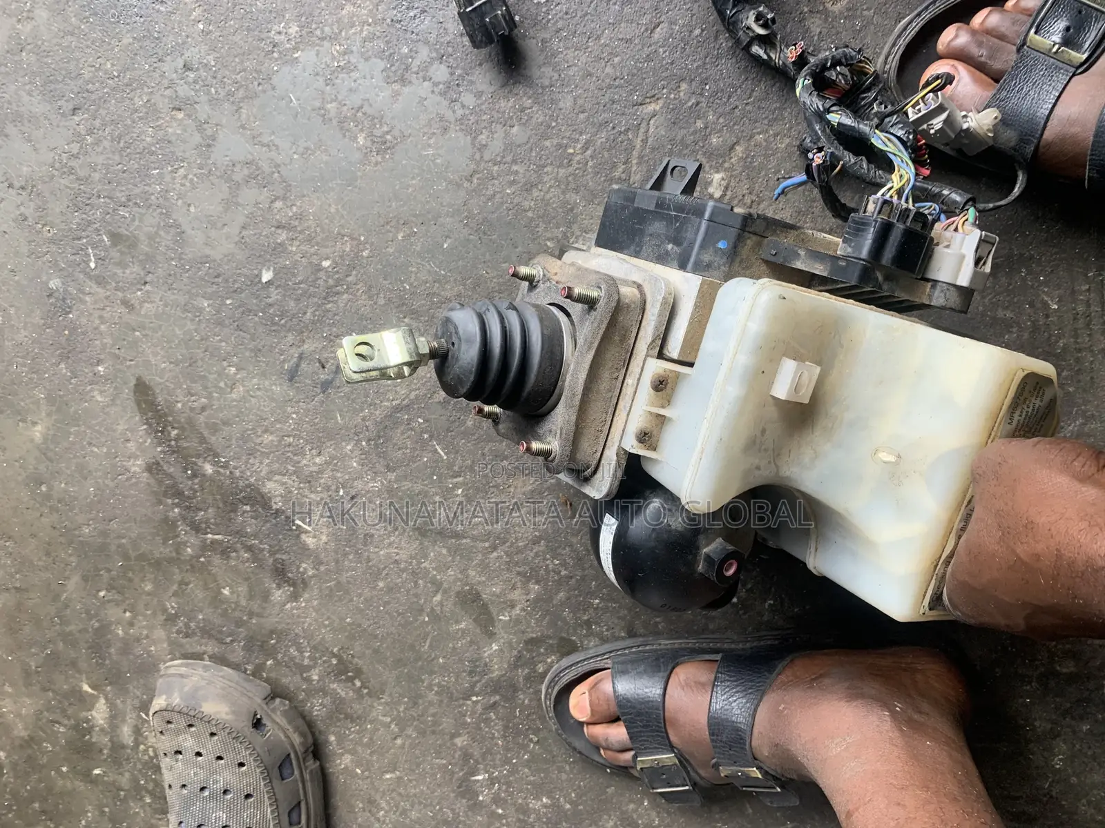 Abs Pump for Mitsubishi Pajaro and Montero