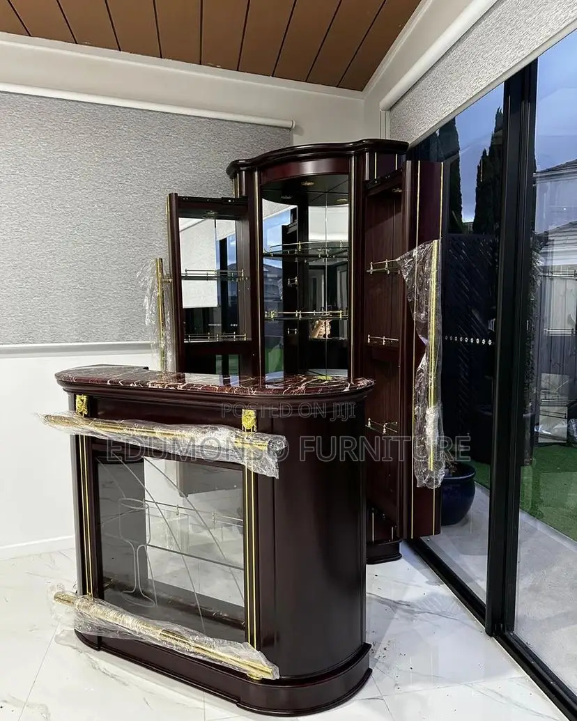 Luxurious Wine Bar With Cellar