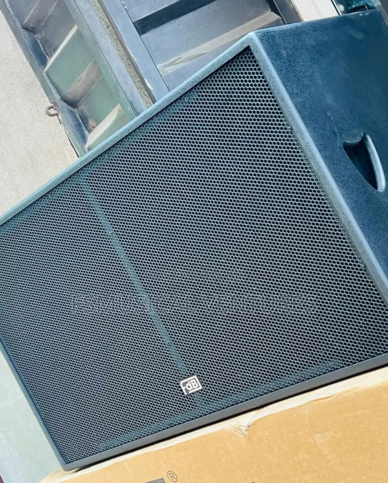 FDB Ft218bii Dual 18 Inch Subwoofers /Bass System