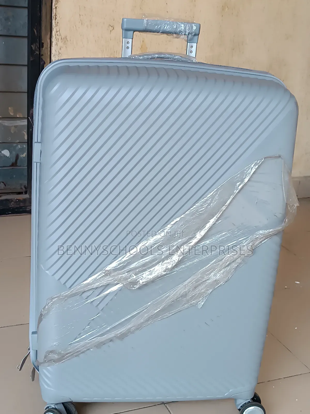 Abig Unbreakable Elastic Rubber Travelling Luggage Box