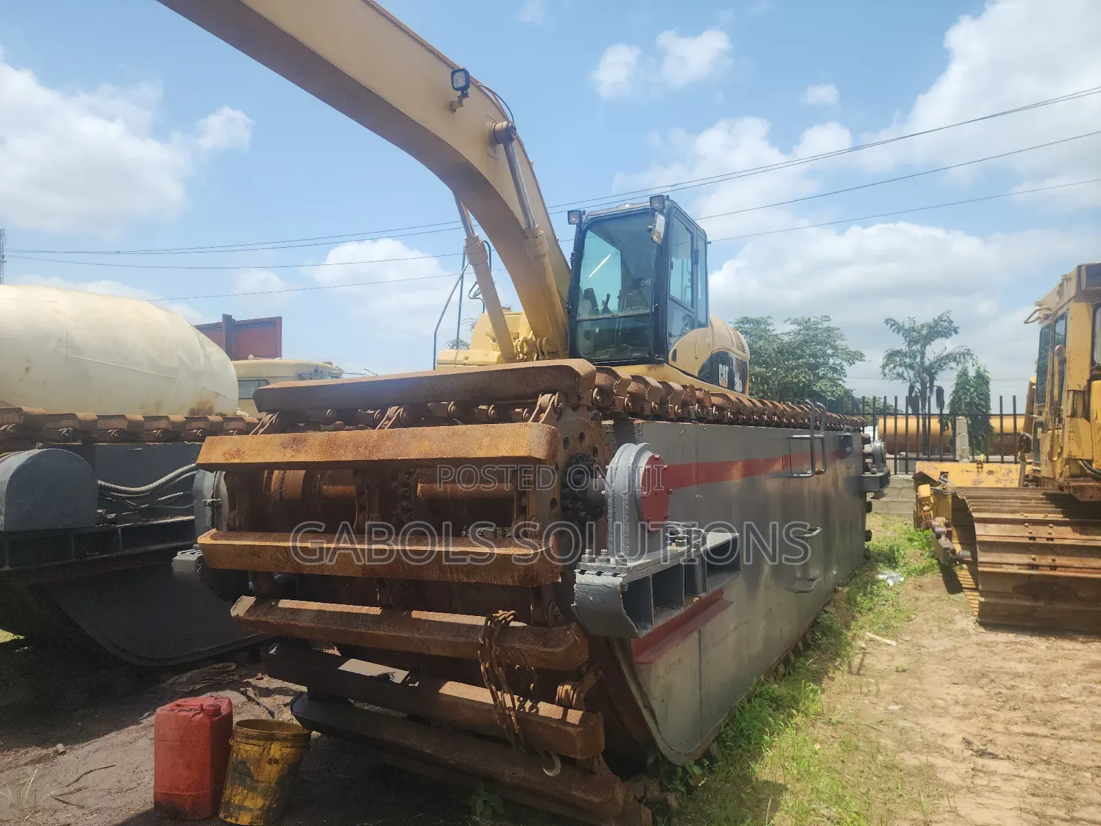 Sparsely Used Caterpillar Swamp Buggy