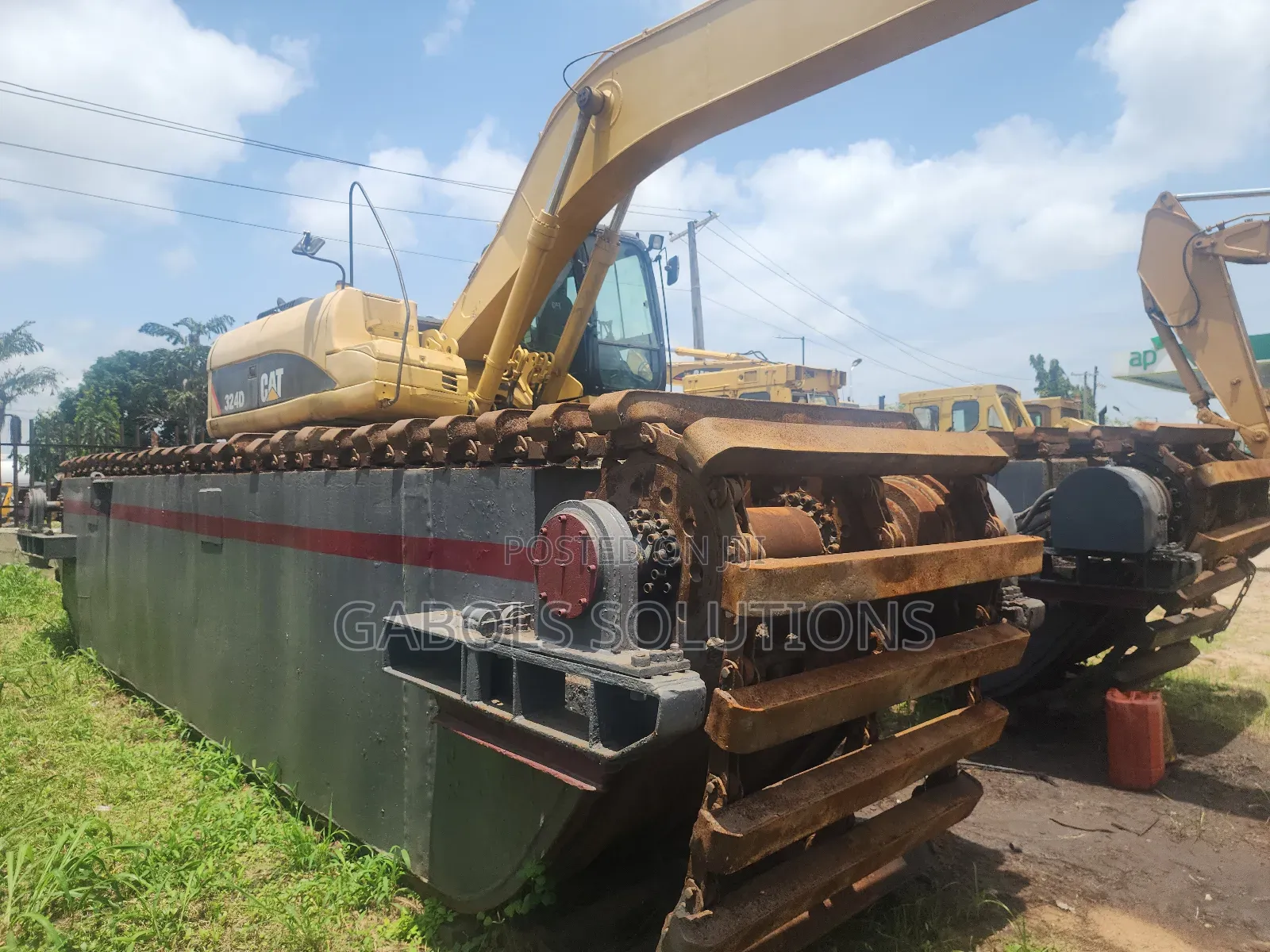 Sparsely Used Caterpillar Swamp Buggy