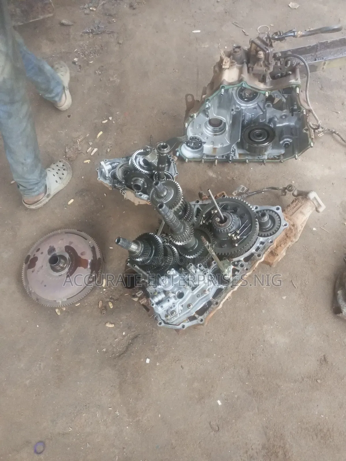 We Specialize on All Honda Gearbox Servicing