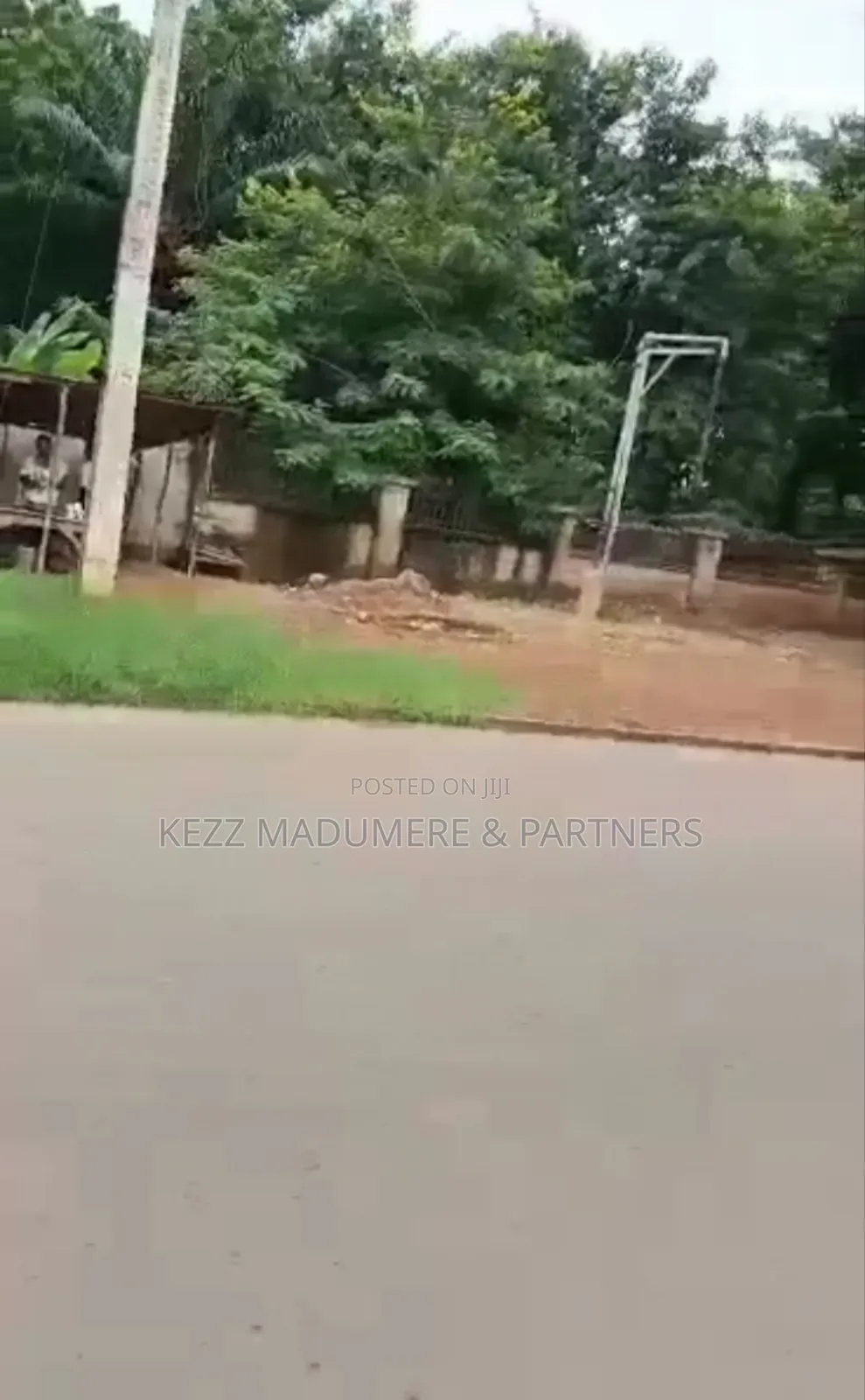 For Sale: 4059 SQMTS at Colliery Avenue ,Gra , Enugu