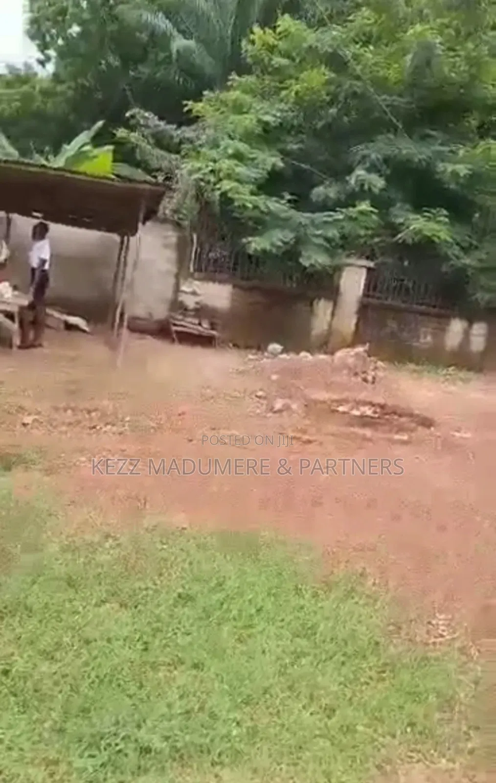 For Sale: 4059 SQMTS at Colliery Avenue ,Gra , Enugu