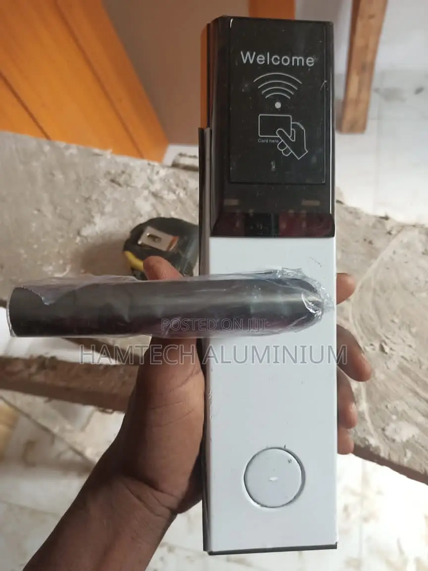 Automatic Card Key