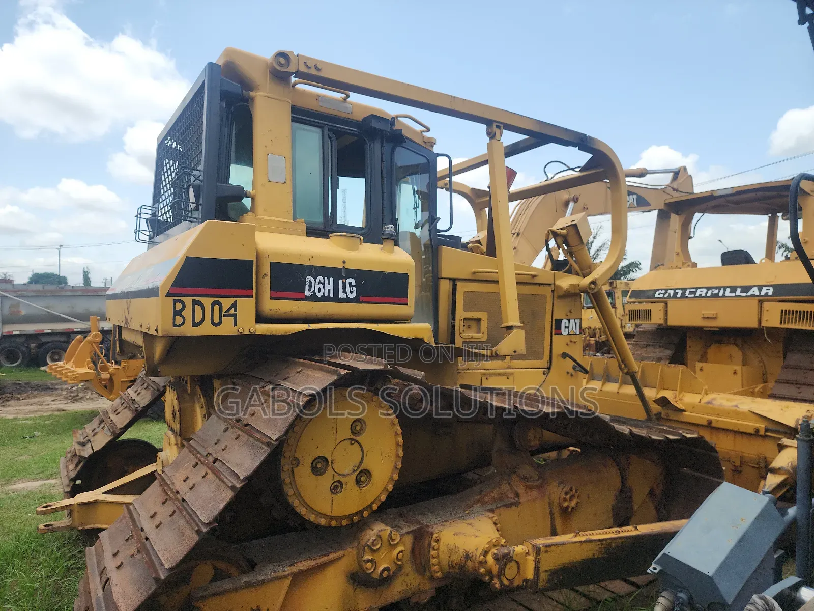 Caterpillar Buldozer D6H Foreign Used