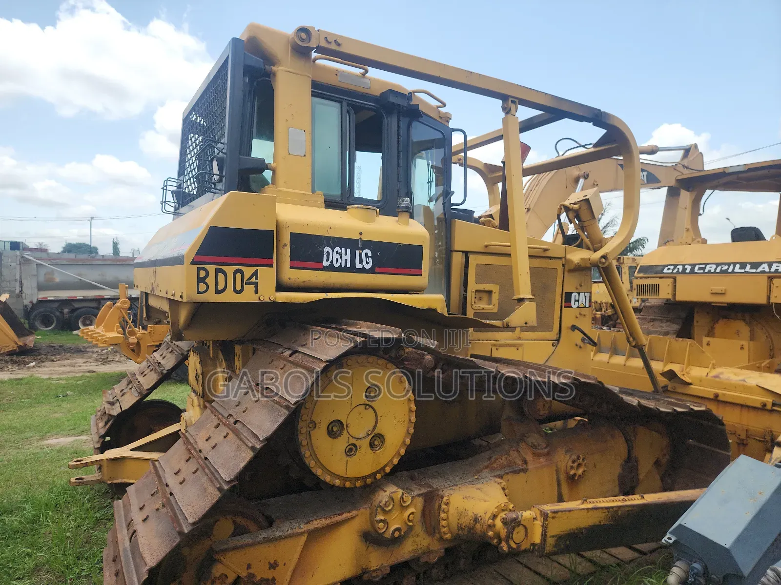 Caterpillar Buldozer D6H Foreign Used