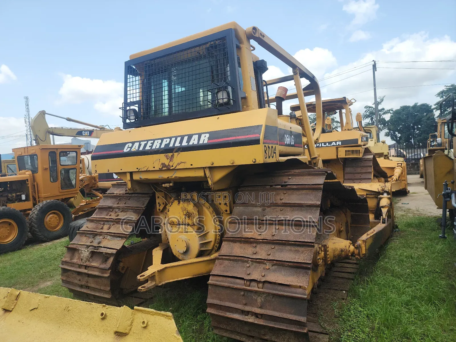 Caterpillar Buldozer D6H Foreign Used