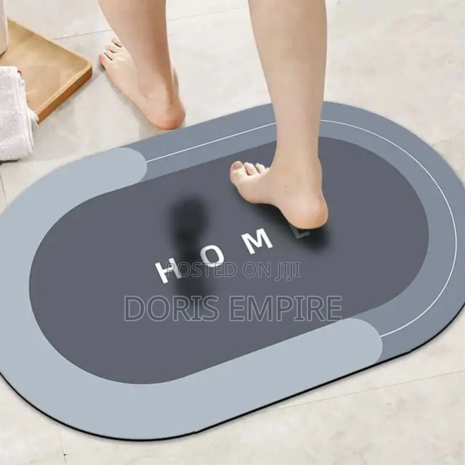 Water Absorbent Floor Mat 
80cm by 50cm 
40cm by 60cm