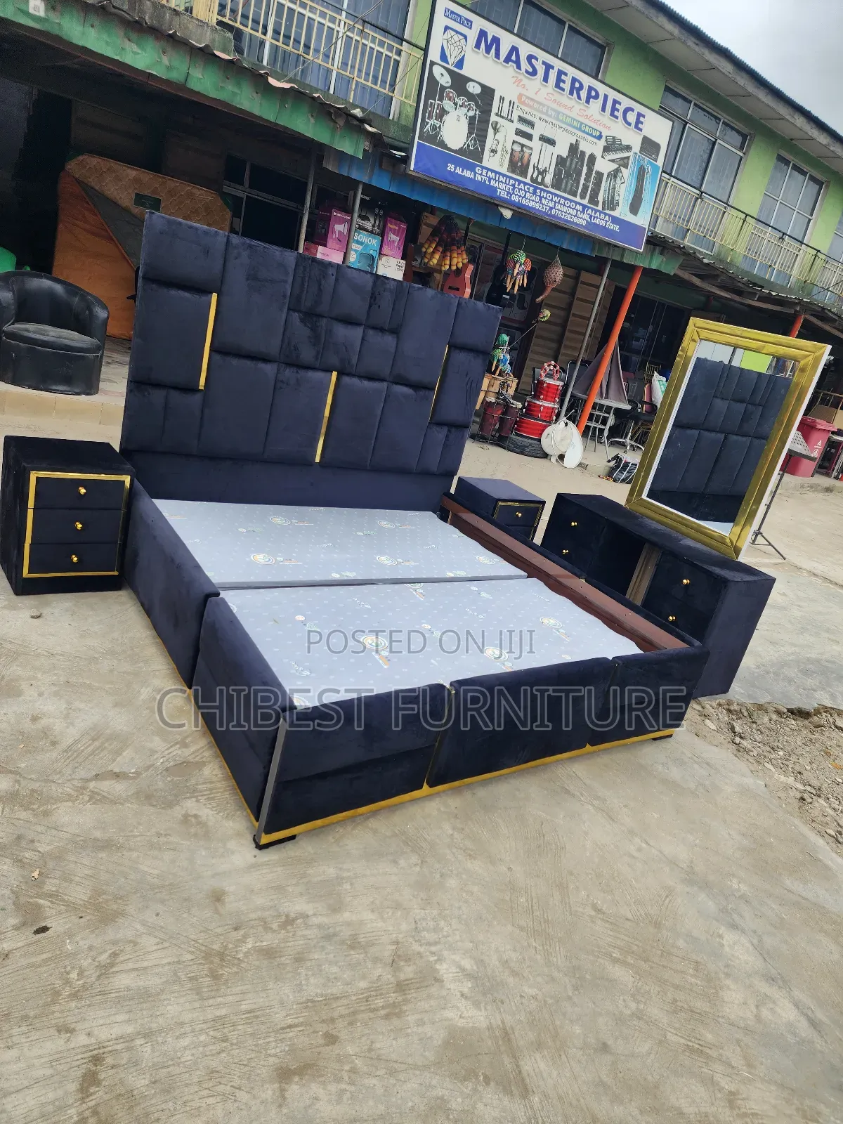 Quality 6by6 Complete Set of Upholstery Padded Bed