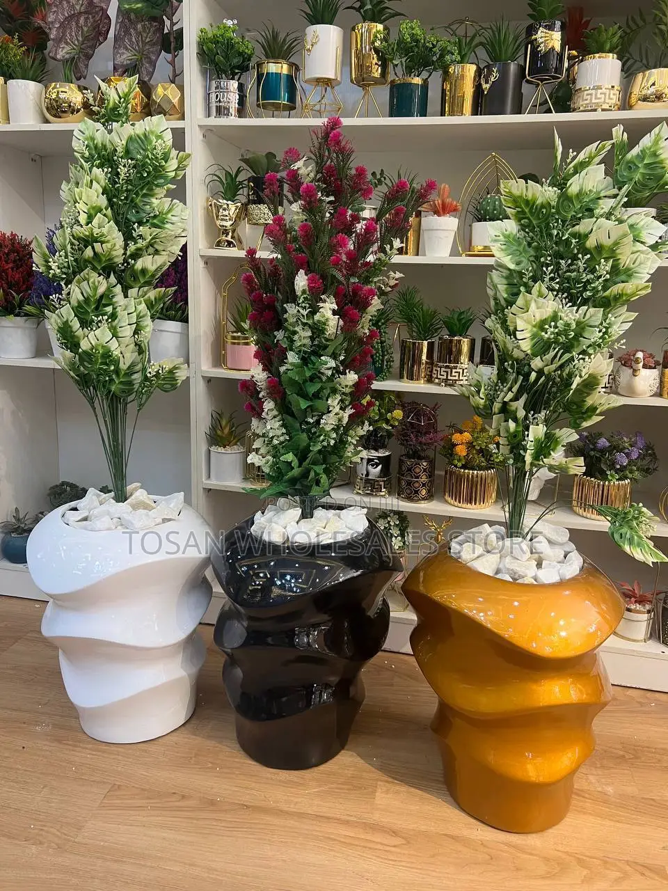 Pancakes Stack Fiber Pot With Plant