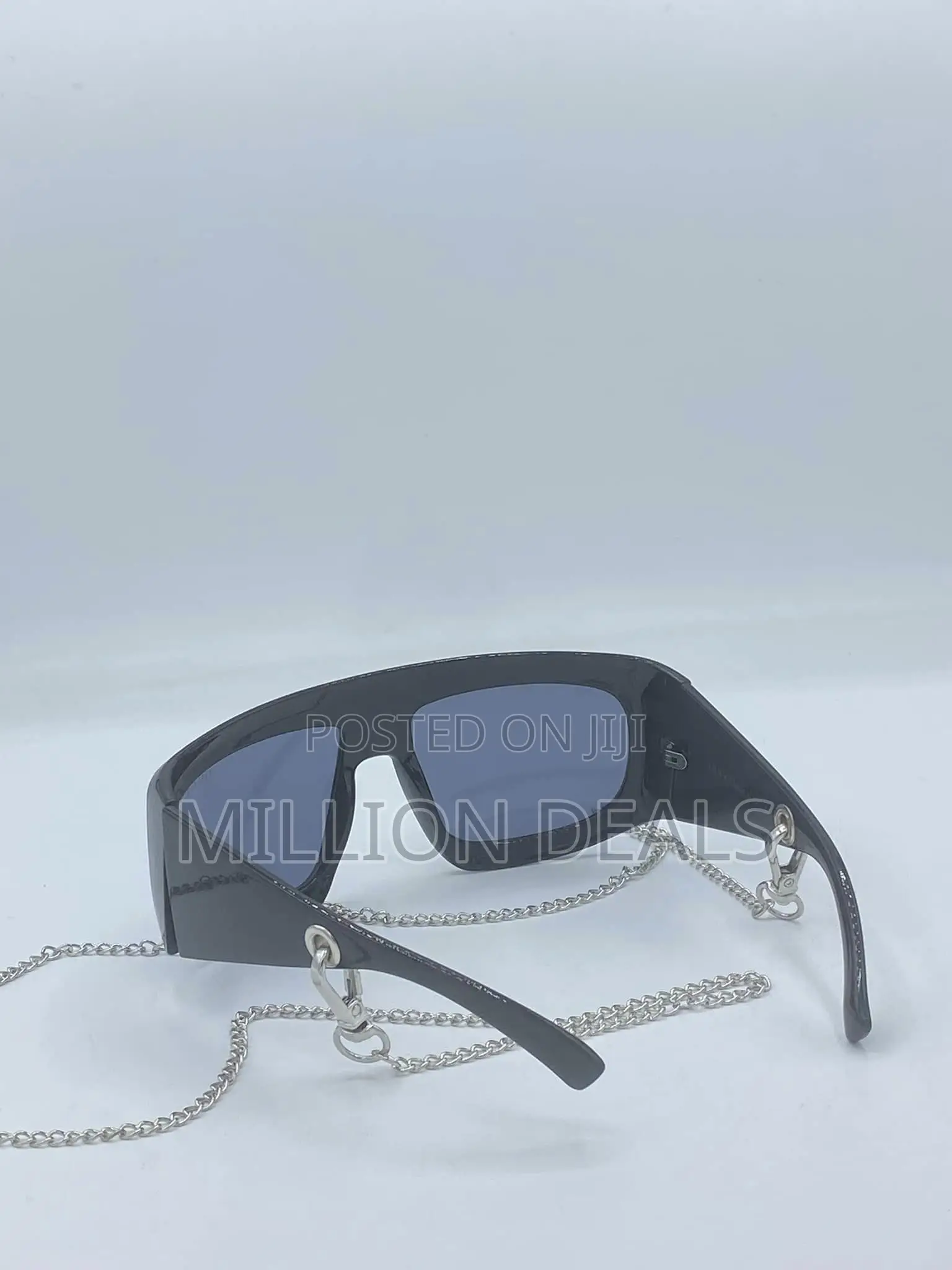Black Stylish Unique Chain Inspires Men's Sunglasses