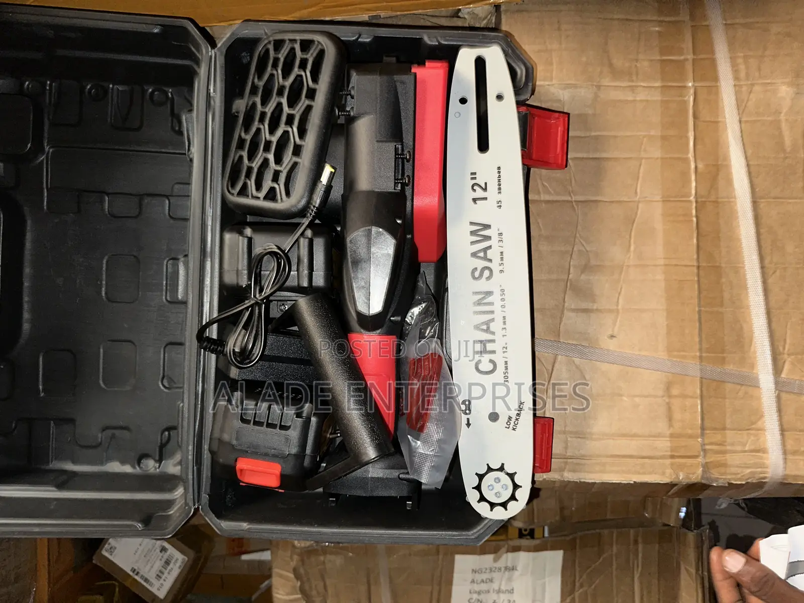 Cordless Chainsaw 12 Inches Bossflex