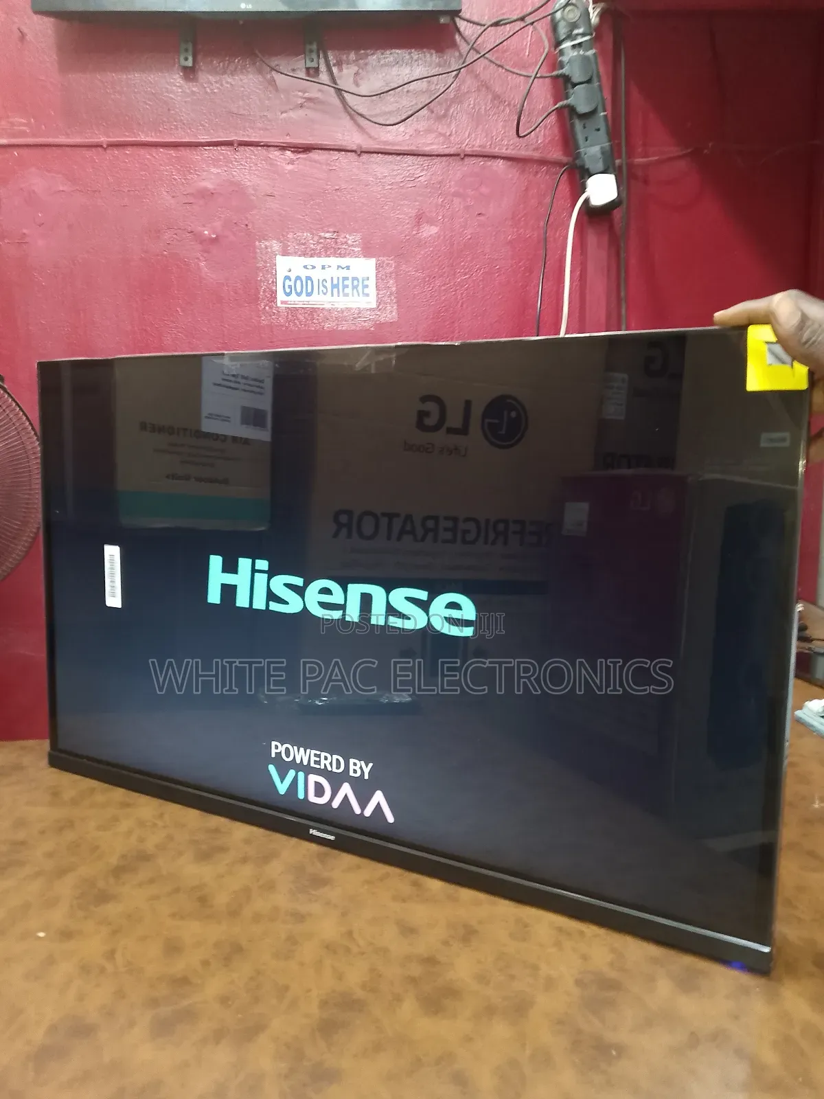 Brand New >Hisense 32"Inch Android Smart Tv>Netflix>Youtube