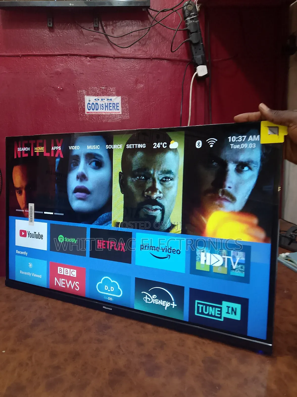 Brand New >Hisense 32"Inch Android Smart Tv>Netflix>Youtube