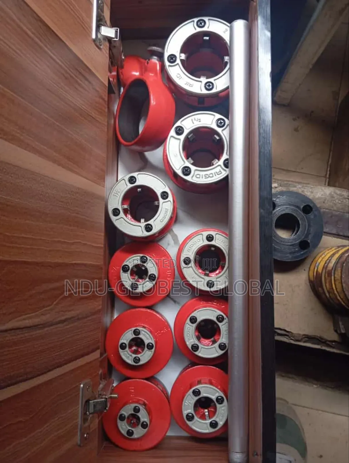 Set of Ridgid Die Machine