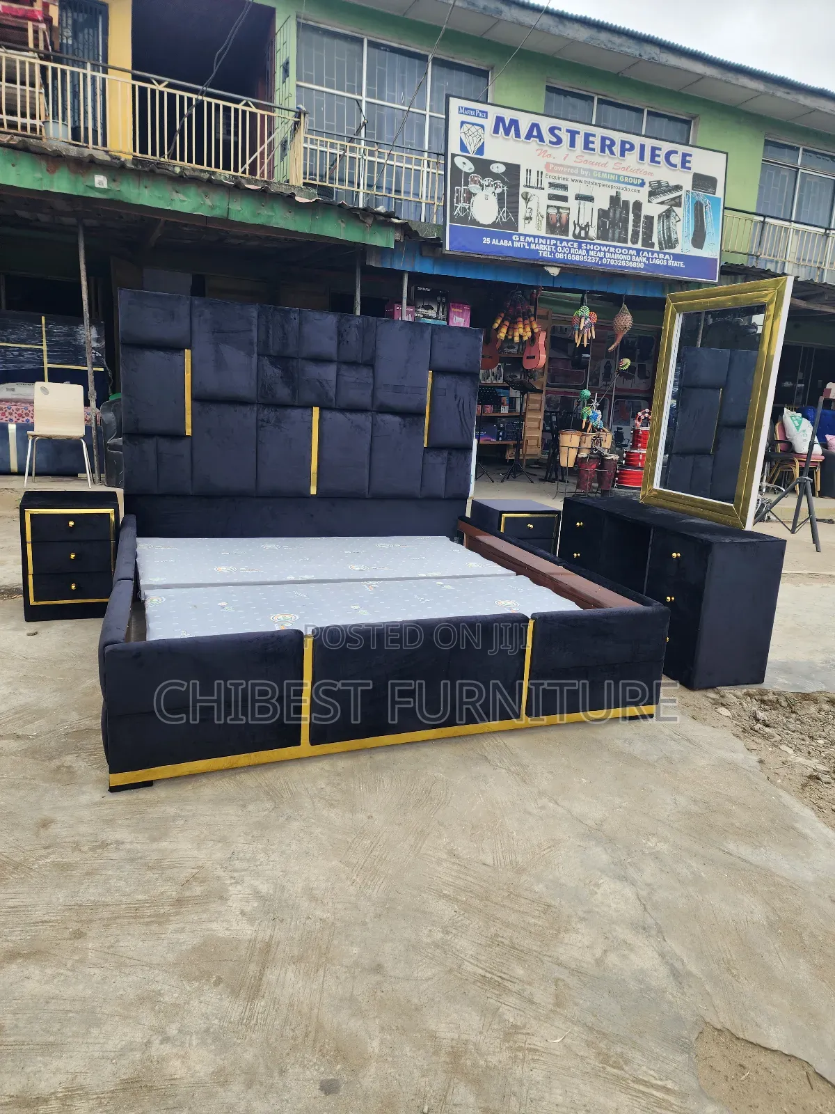 Quality 6by6 Complete Set of Upholstery Padded Bed