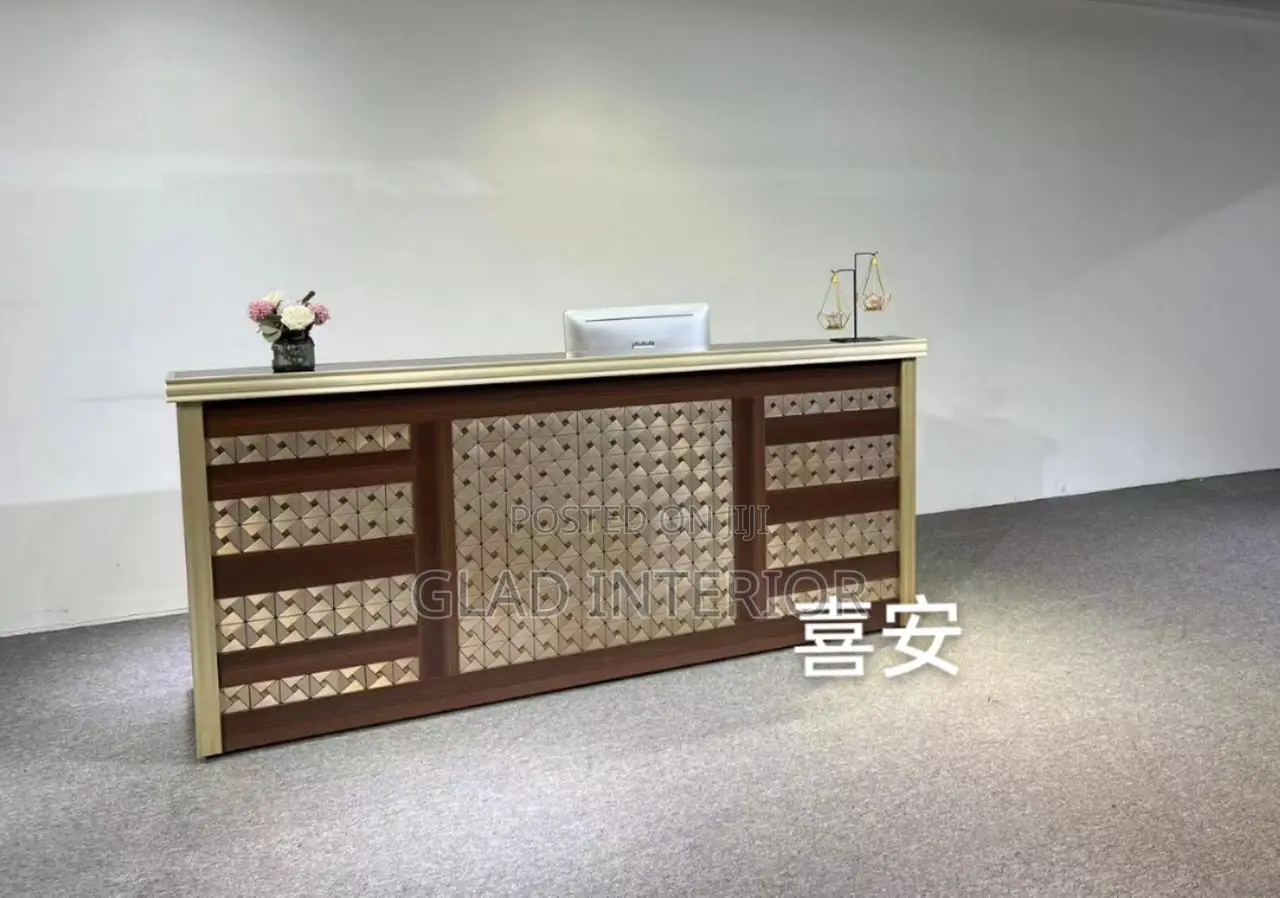 Receptionist Table