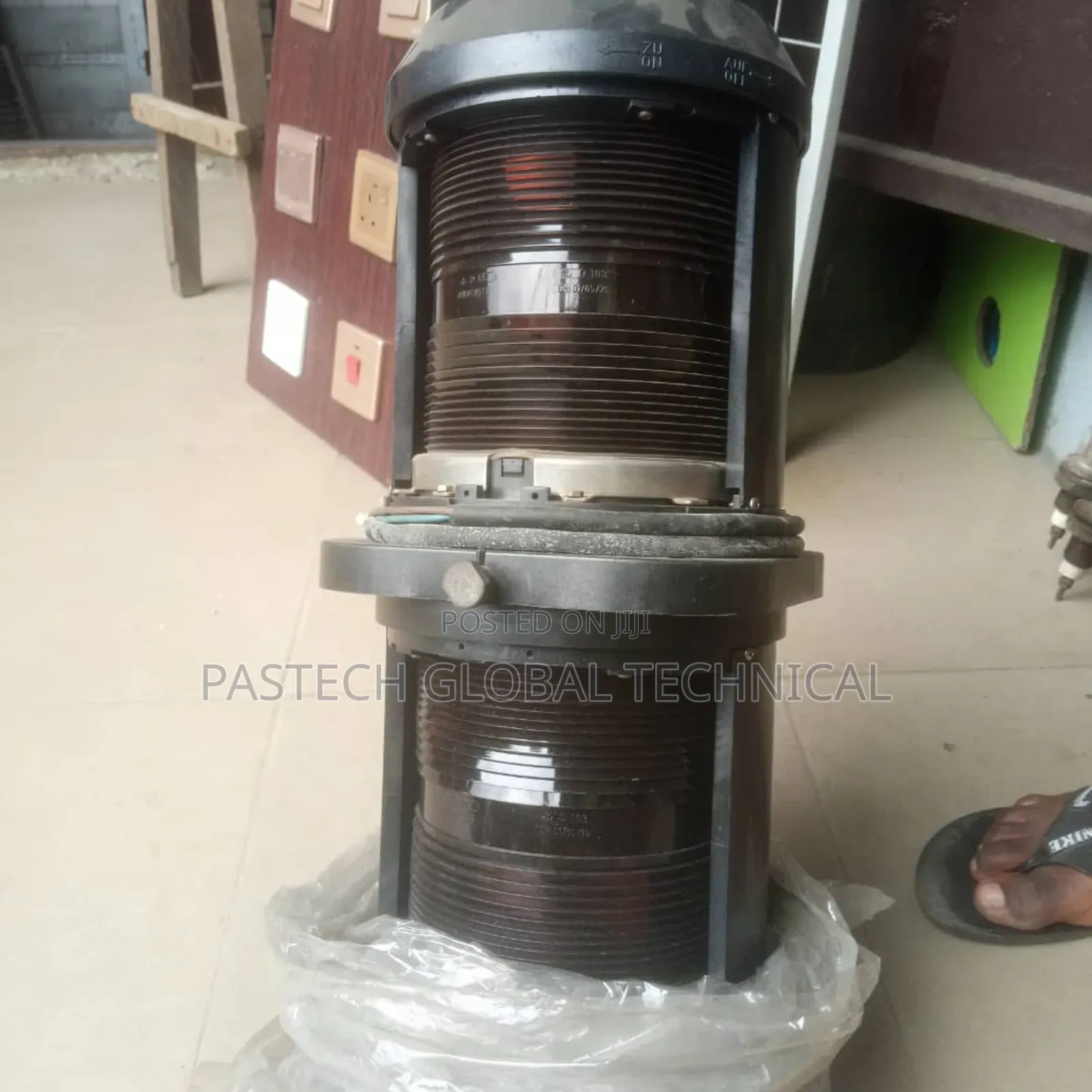 Double Stern Light Assembly