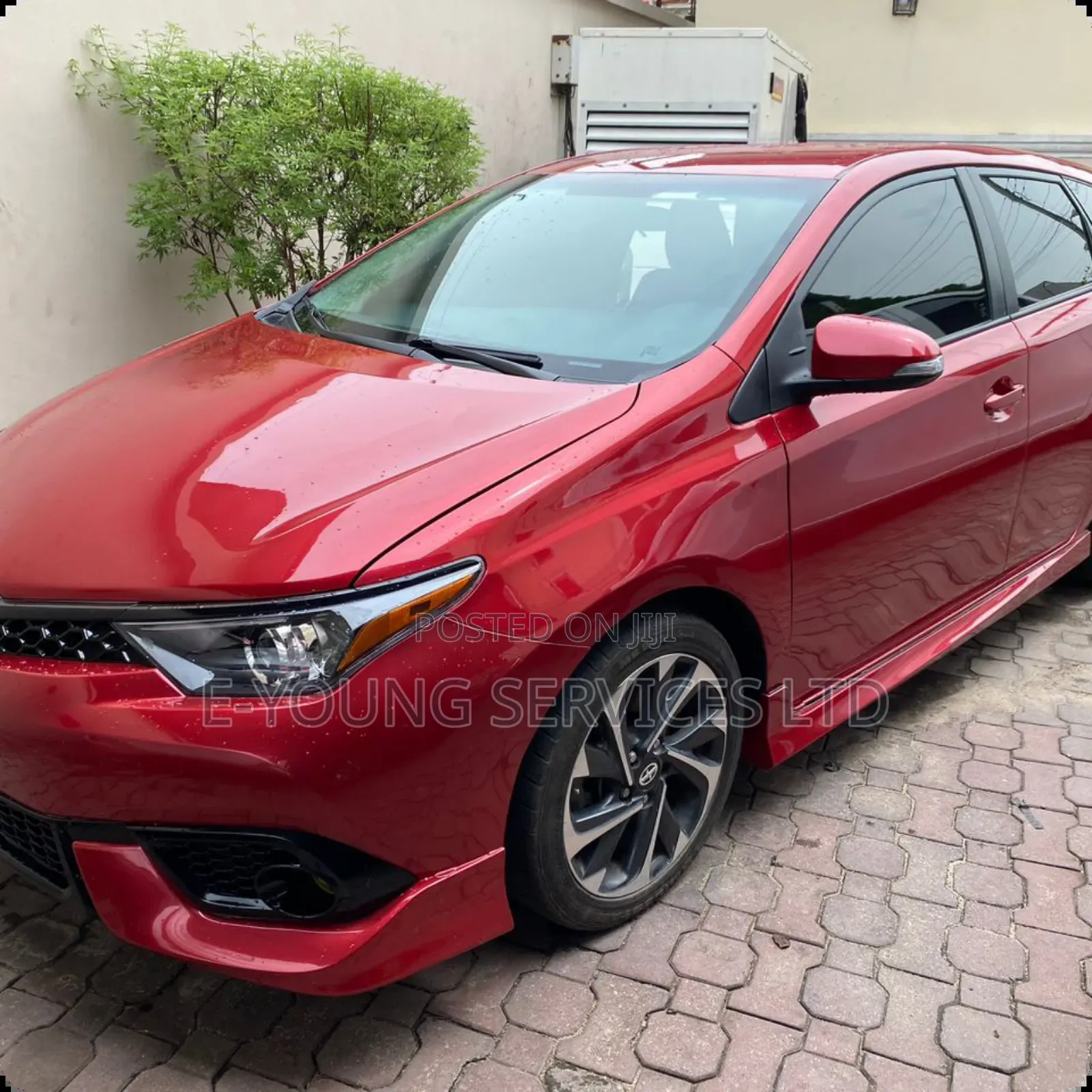 Scion iM Base 2016 Red