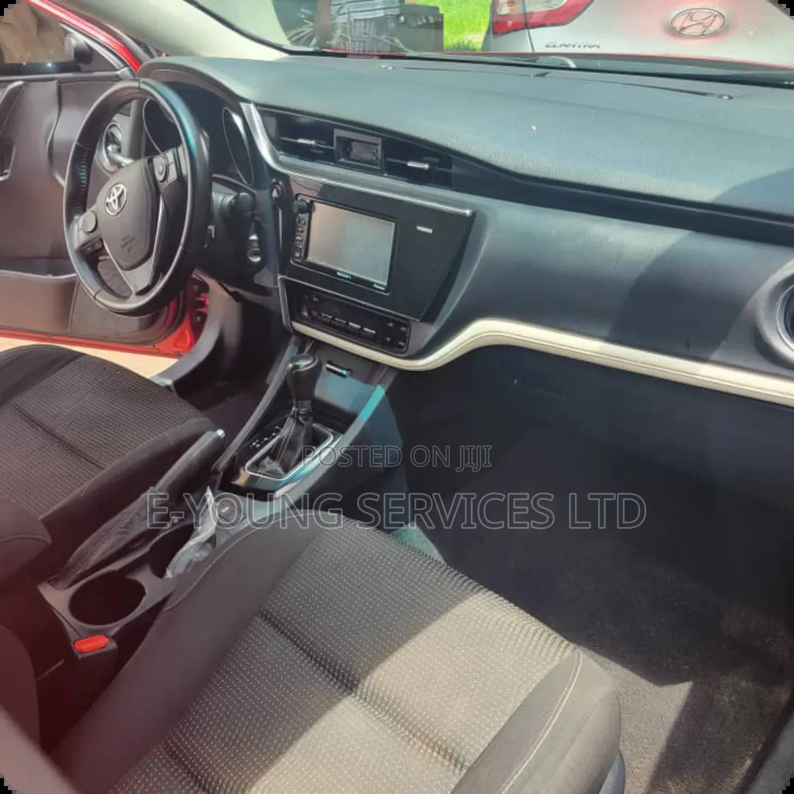 Scion iM Base 2016 Red