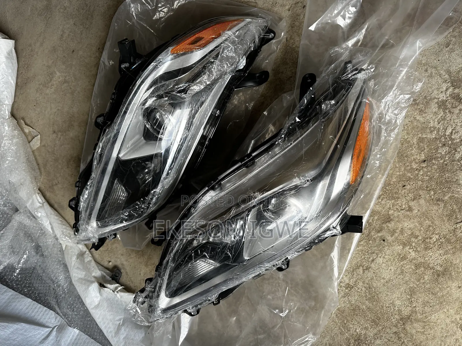 Headlight Toyota Sienna 2018-2020 LED