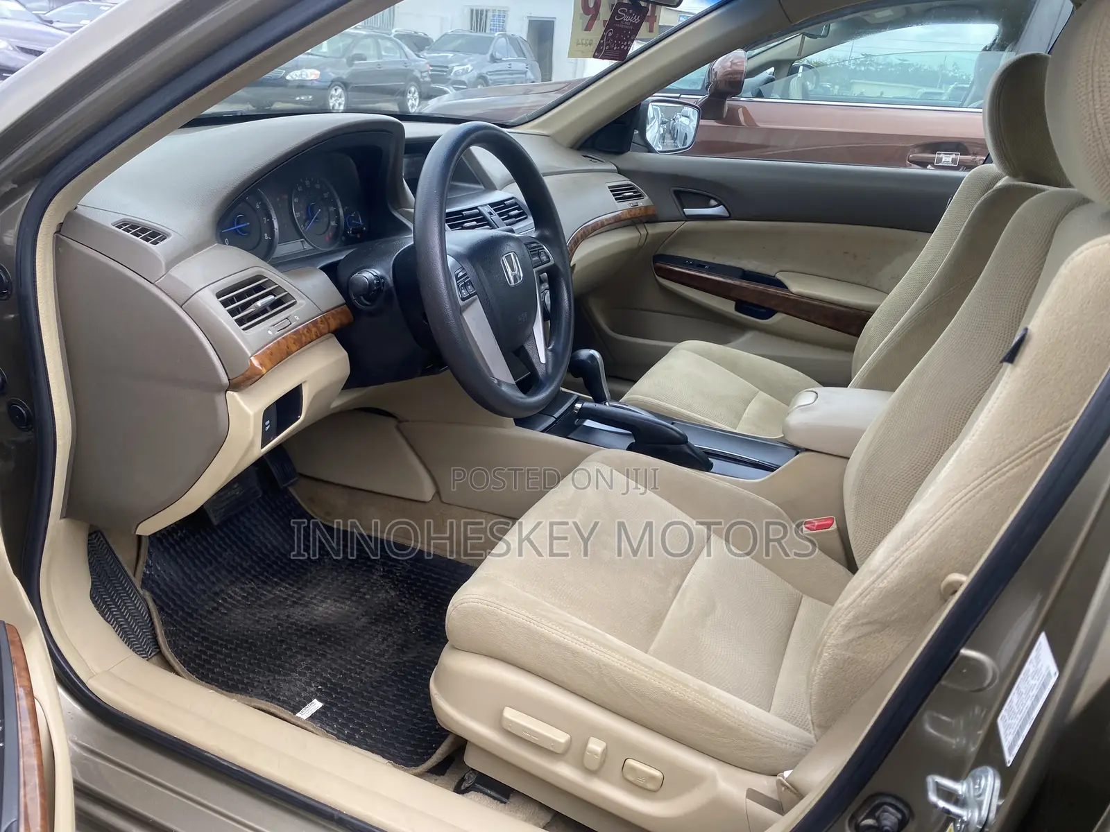 Honda Accord 2010 Gold