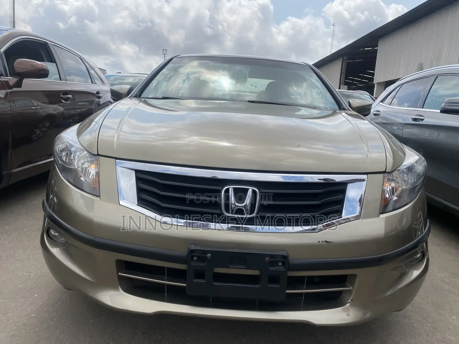Honda Accord 2010 Gold