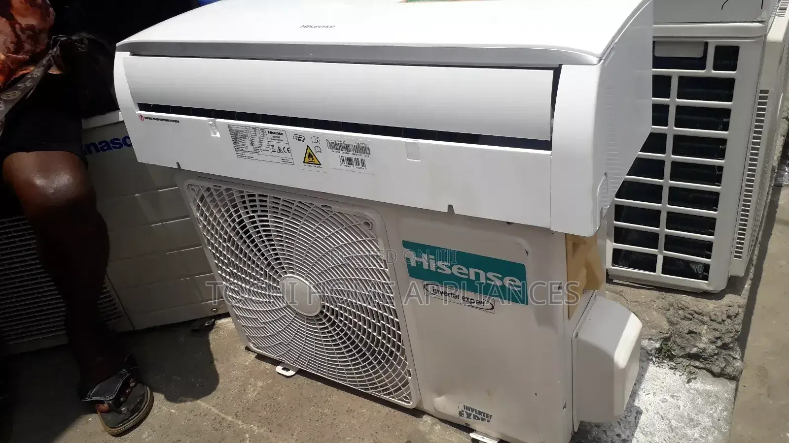 Clean Hisense Inverter AC 1.5hp