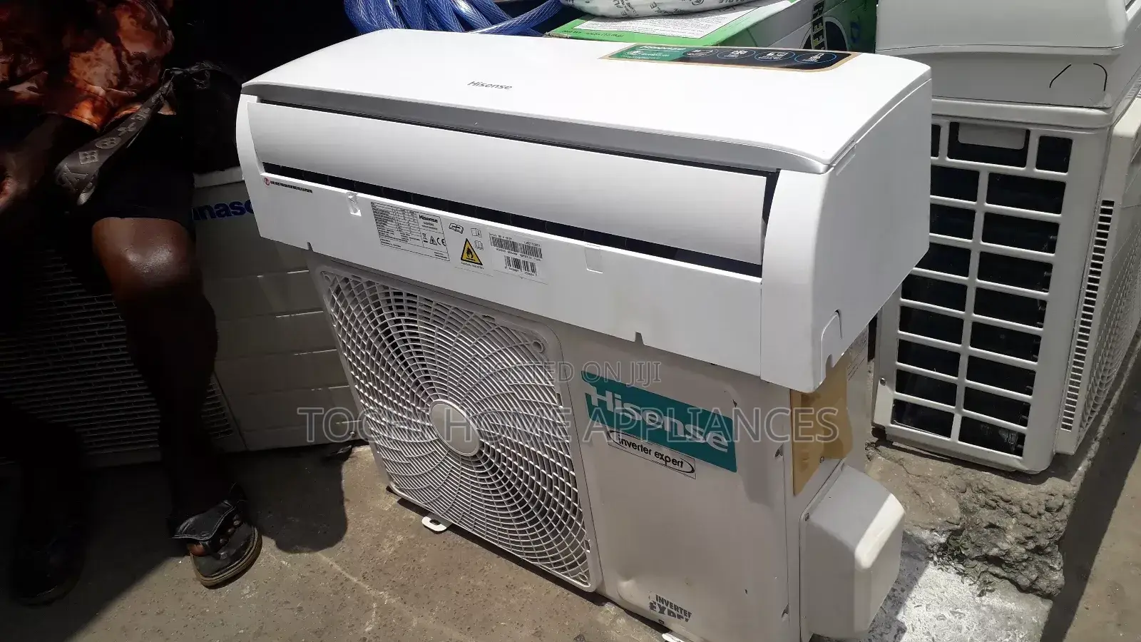 Clean Hisense Inverter AC 1.5hp