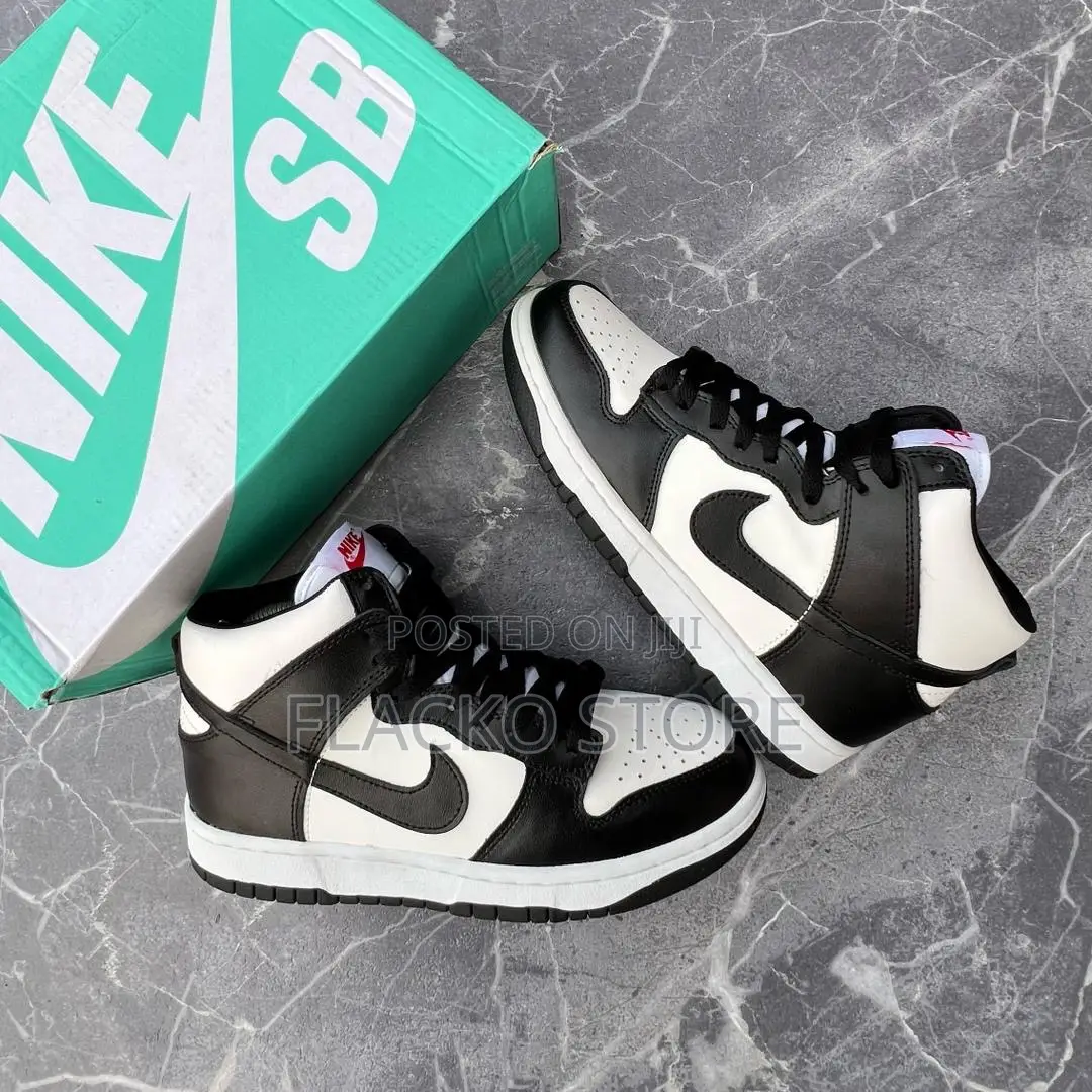 Original Panda X Nike Sb Dunk Hightop Sneakers