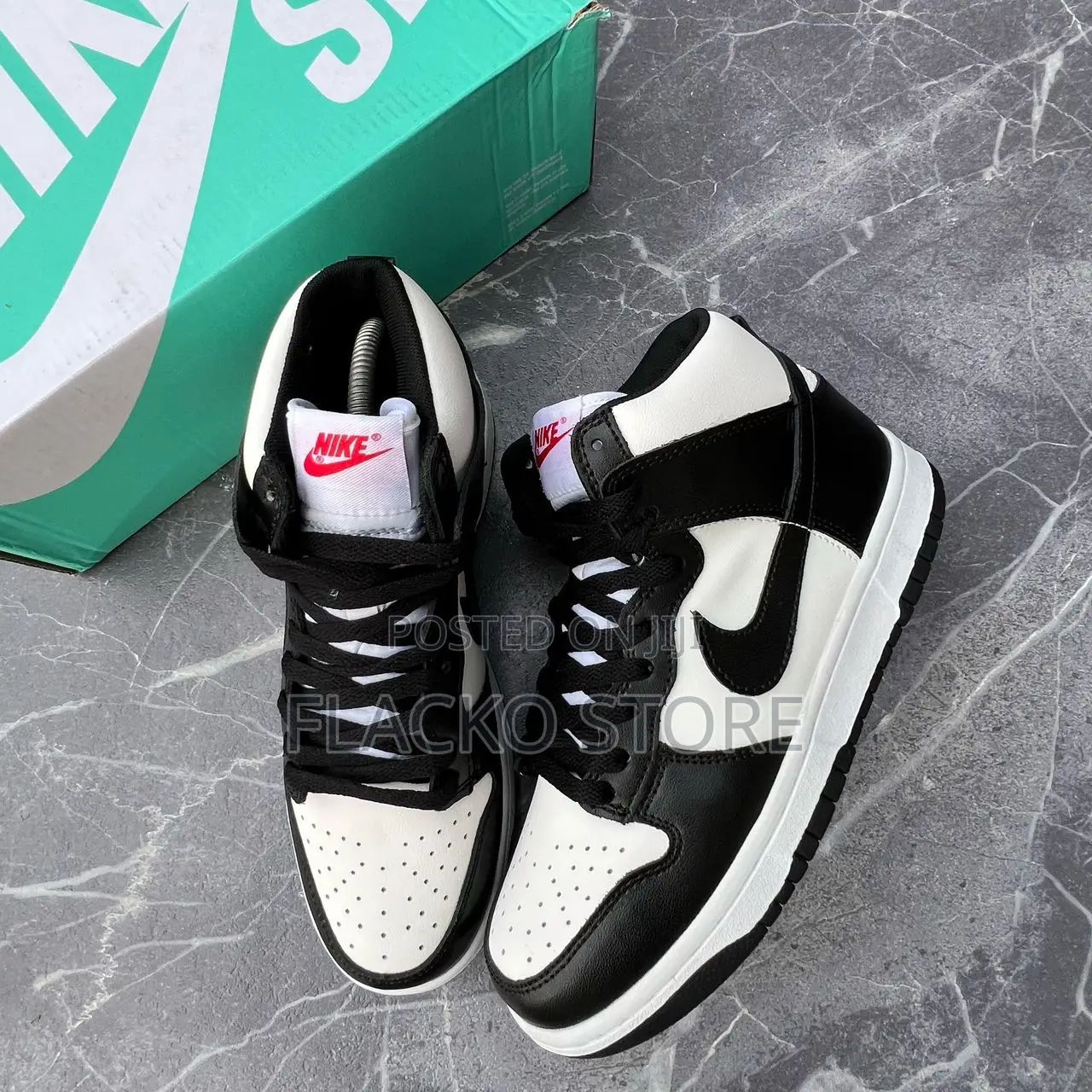 Original Panda X Nike Sb Dunk Hightop Sneakers