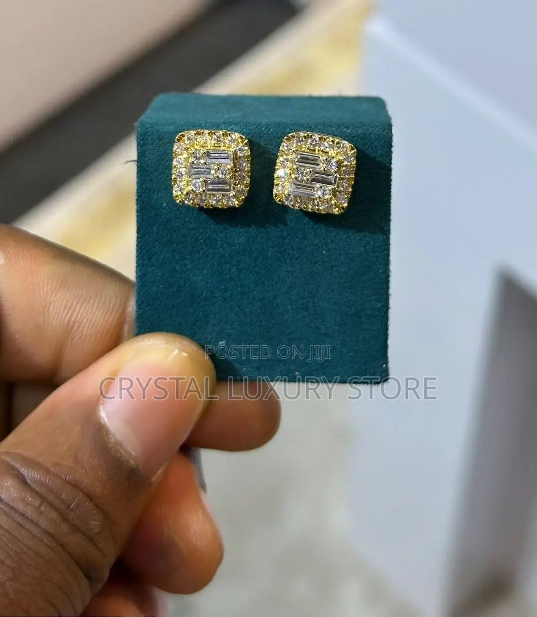 New Real Diamond Stud Passes the Diamond Test