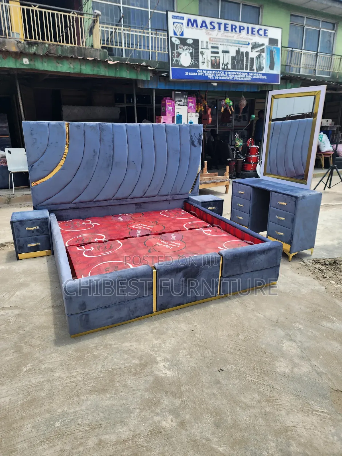 Quality 6by6 Complete Set Of Upholstery Padded Bed