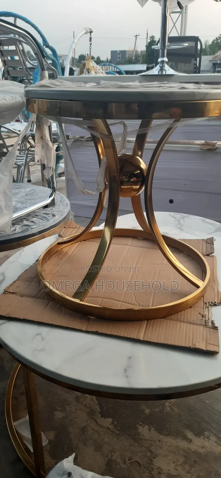 Specious Round Marble Center Table.