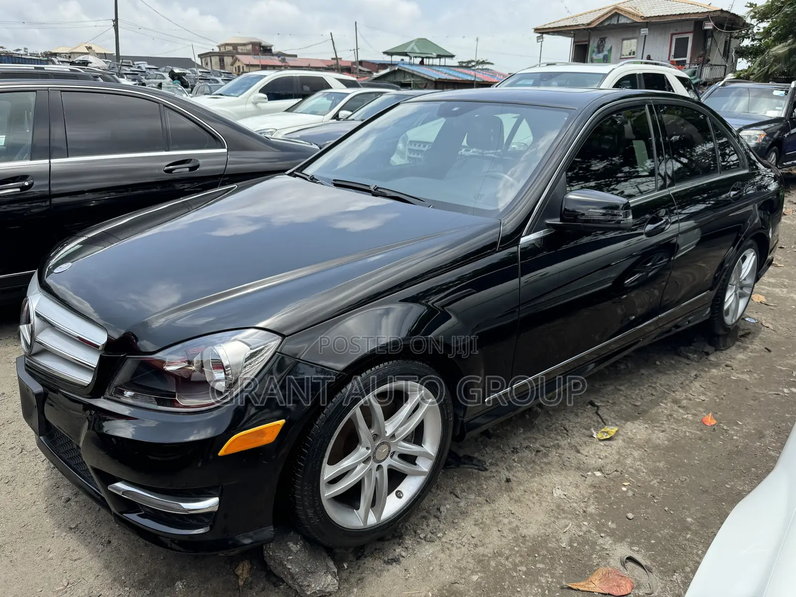 Mercedes-Benz C300 2013 Black