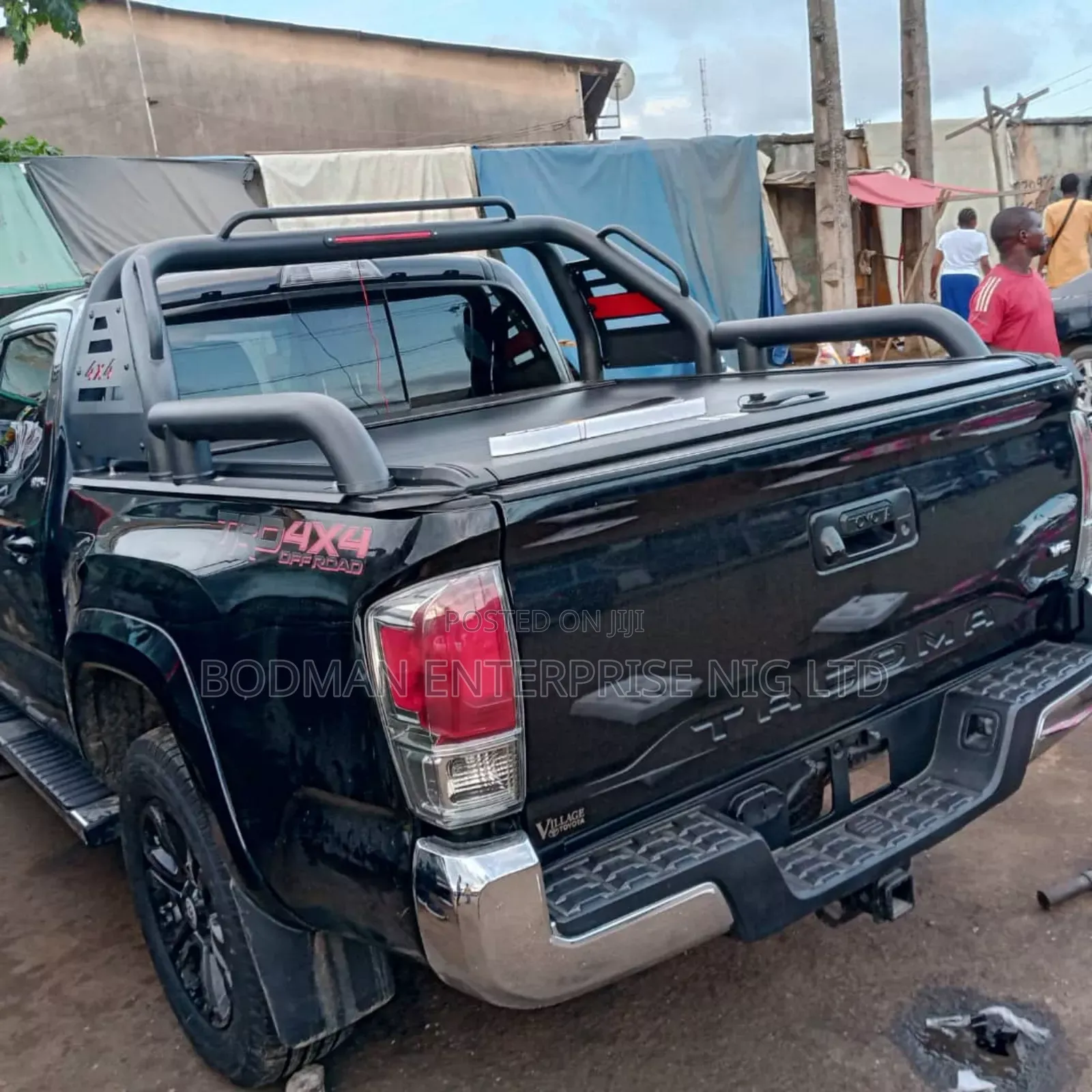 Rolling Boot Cover With Off Road Spoiler *':-1