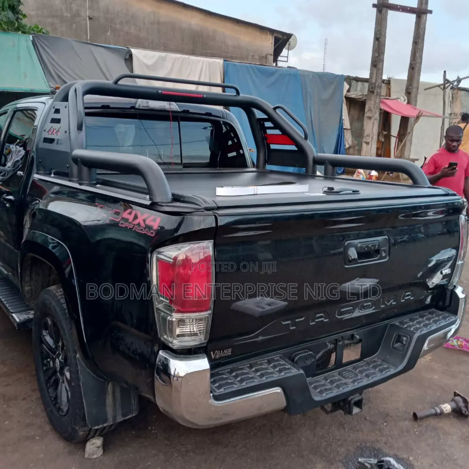Rolling Boot Cover With Off Road Spoiler *':-1