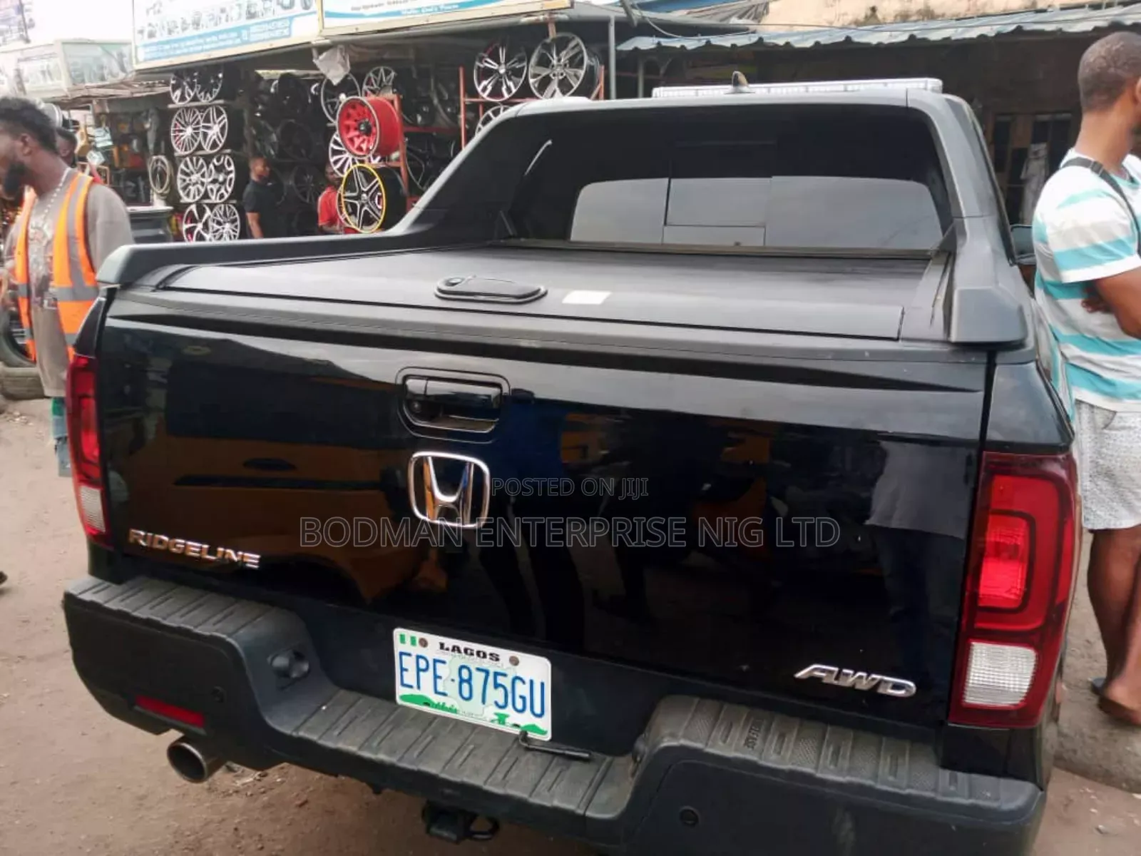 Honda Ridgeline Boot Cover Rolling With TRD Spoiler - - =:'*
