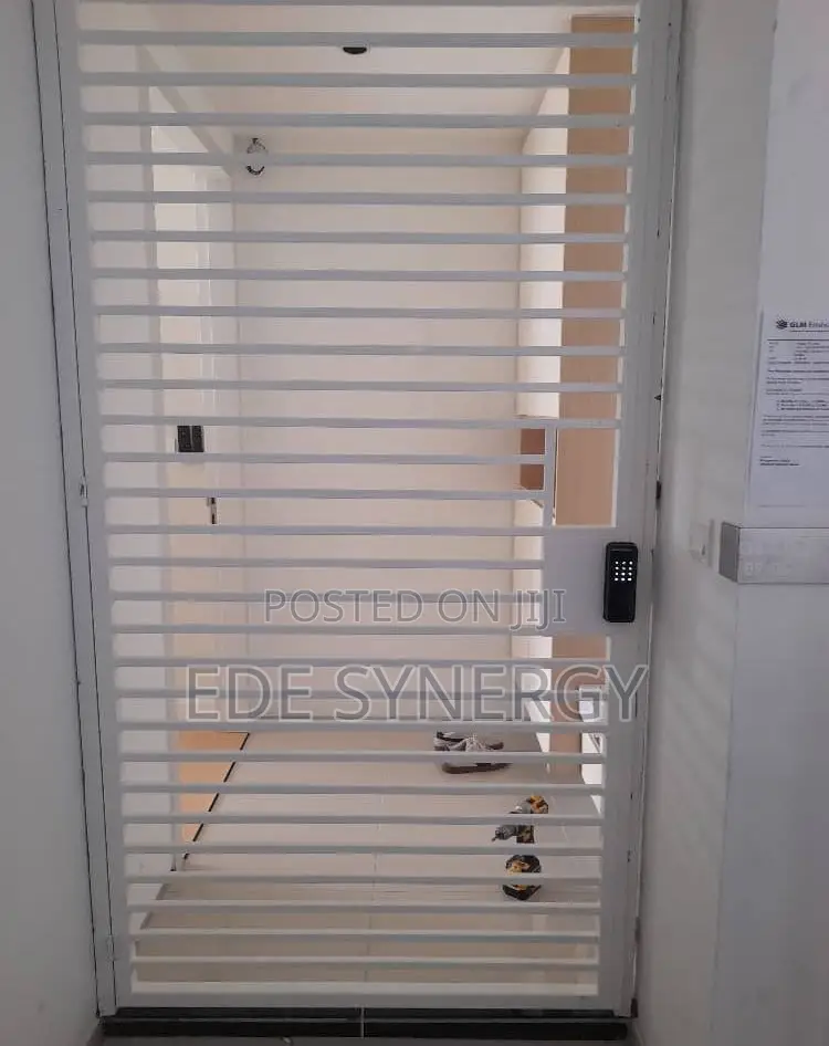 Dual Fingerprint Access Metal Gate Smartlock