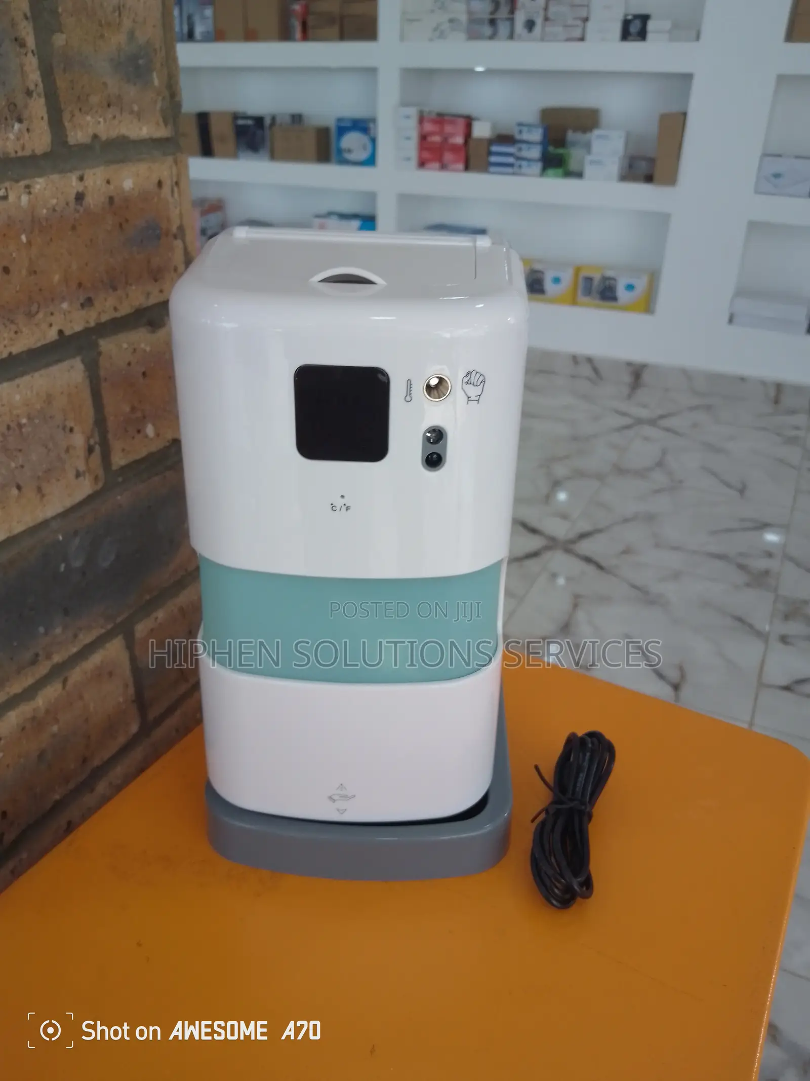 Authomatic Soap Dispenser With Thermometer