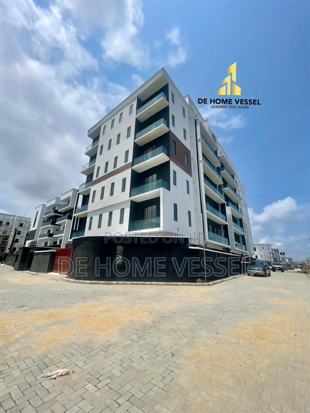 2bdrm Apartment in Lekki for sale